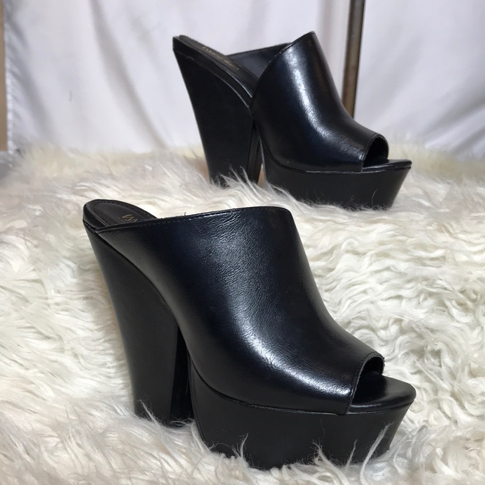 Black heels